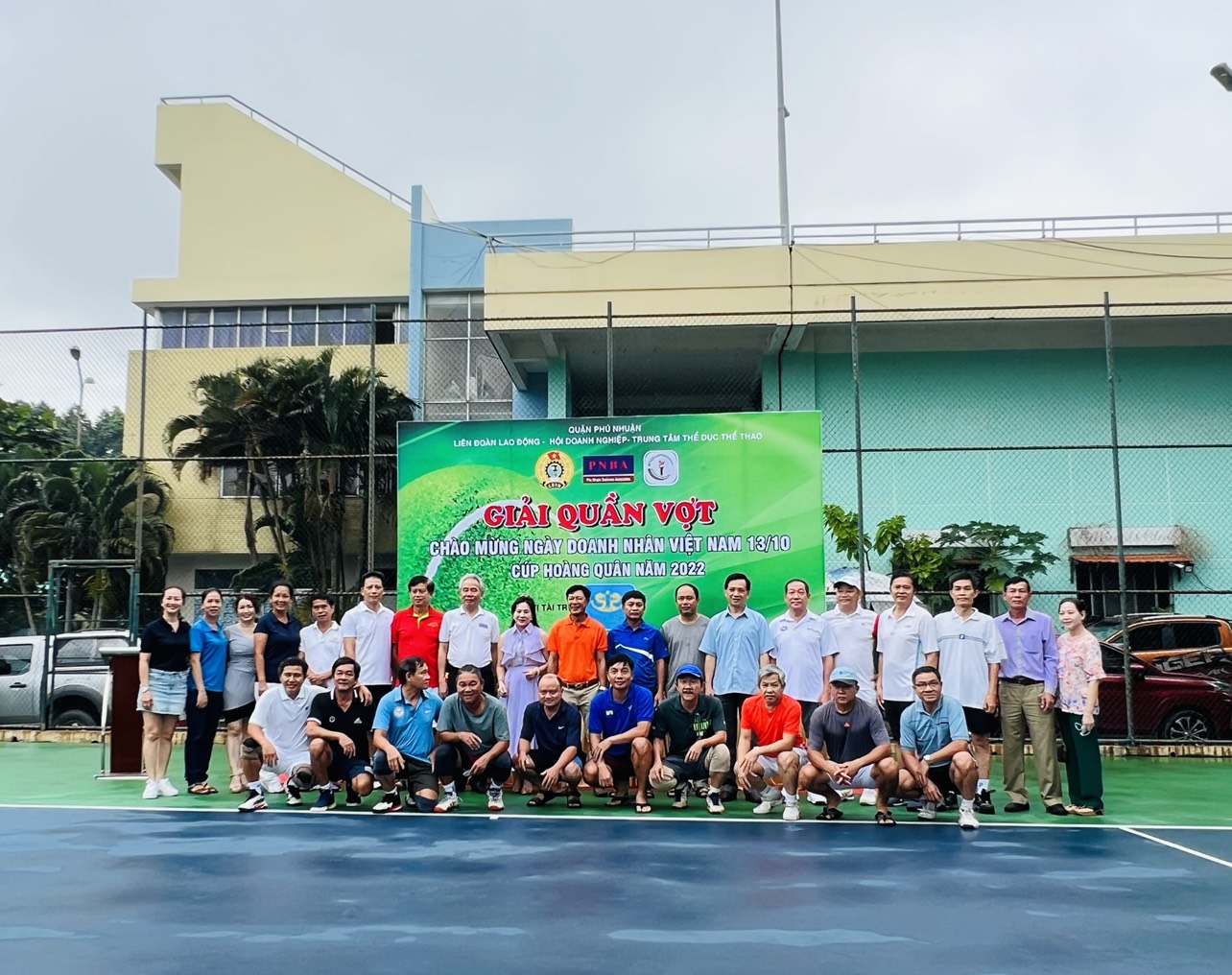 GIẢI QUẦN VỢT QUẬN PHÚ NHUẬN CHÀO MỪNG NGÀY DOANH NHÂN Việt Nam 13/10 NĂM 2022 GIẢI QUẦN VỢT QUẬN PHÚ NHUẬN CHÀO MỪNG NGÀY DOANH NHÂN Việt Nam 13/10 NĂM 2022