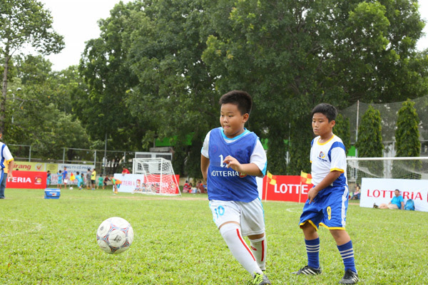Vòng loại Giải bóng đá Lotteria Cup 2016 tại TP HCM: 16 đội bóng nhí sôi nổi tranh tài Vòng loại Giải bóng đá Lotteria Cup 2016 tại TP HCM: 16 đội bóng nhí sôi nổi tranh tài