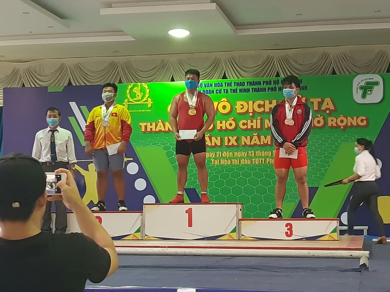 PHÚ NHUẬN ĐẠT HẠNG NHẤT TOÀN ĐOÀN GIẢI CỬ TẠ VÔ ĐỊCH THÀNH PHỐ MỞ RỘNG NĂM 2020 PHÚ NHUẬN ĐẠT HẠNG NHẤT TOÀN ĐOÀN GIẢI CỬ TẠ VÔ ĐỊCH THÀNH PHỐ MỞ RỘNG NĂM 2020