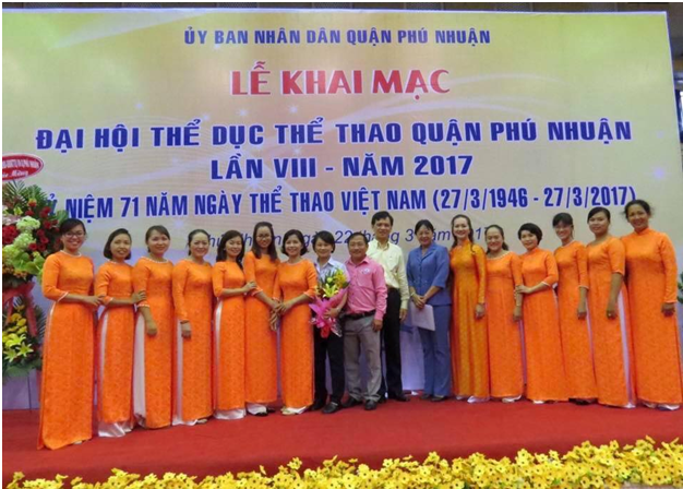 Công đoàn viên nữ Trung tâm TDTT hưởng ứng tháng mặc áo dài Công đoàn viên nữ Trung tâm TDTT hưởng ứng tháng mặc áo dài