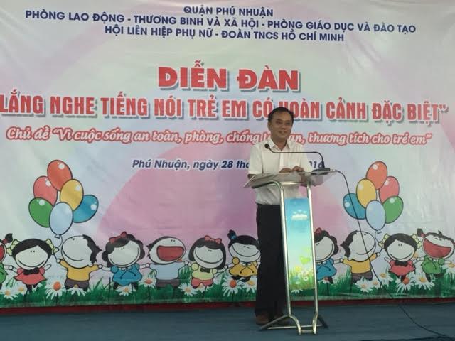 Chung tay góp sức: “vì cuộc sống an toàn, phòng, chống tai nạn thương tích cho trẻ em” Chung tay góp sức: “vì cuộc sống an toàn, phòng, chống tai nạn thương tích cho trẻ em”