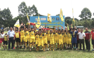Giải bóng đá U12 năng khiếu TP.HCM: Đánh bại U12 Hóc Môn, Navy Phú Nhuận vô địch Giải bóng đá U12 năng khiếu TP.HCM: Đánh bại U12 Hóc Môn, Navy Phú Nhuận vô địch
