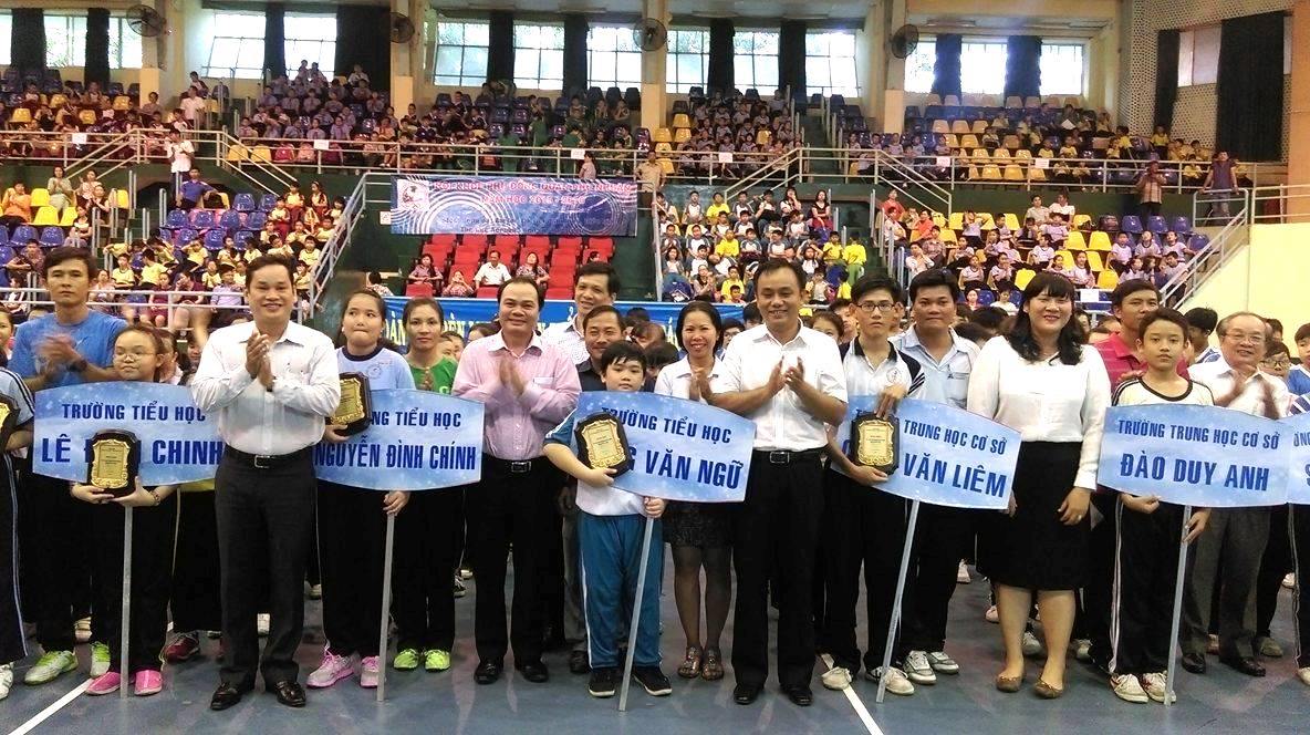 Khai mạc Hội khỏe Phù Đổng quận Phú Nhuận năm học 2015 - 2016 Khai mạc Hội khỏe Phù Đổng quận Phú Nhuận năm học 2015 - 2016
