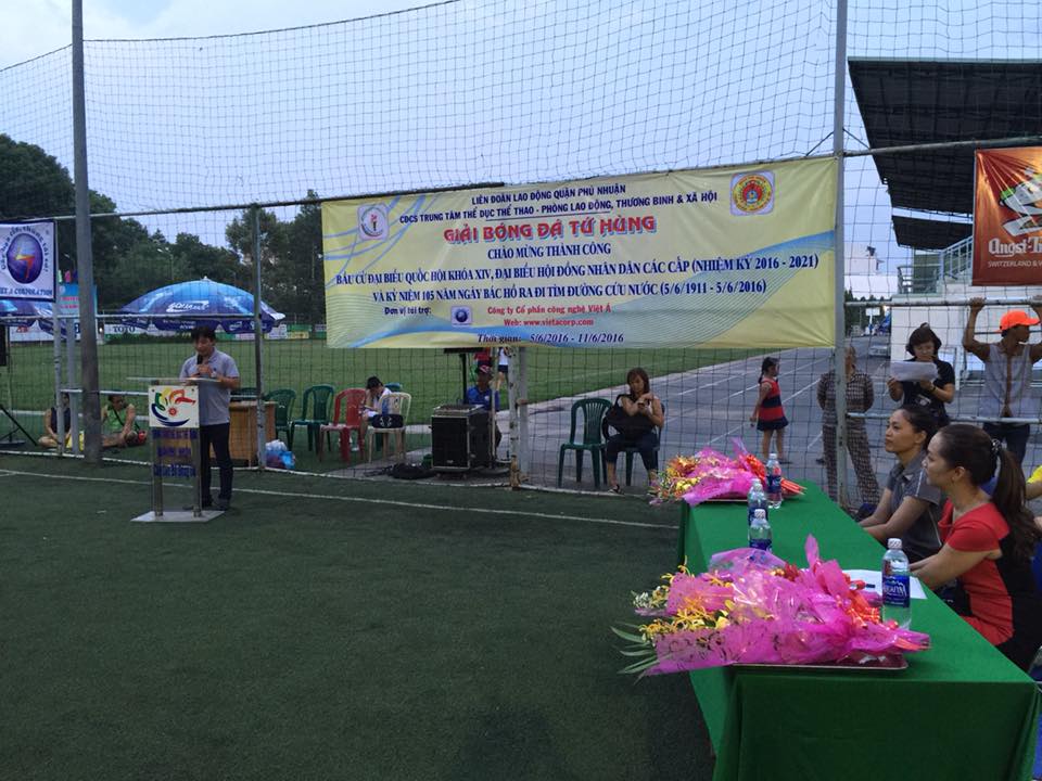 Khai mạc giải Bóng đá Tứ hùng Chào mừng thành công Bầu cử đại biểu Quốc hội khóa XIV, đại biểu Hội đồng nhân dân các cấp và kỷ niệm 105 năm ngày Bác Hồ ra đi tìm dường cứu nước Khai mạc giải Bóng đá Tứ hùng Chào mừng thành công Bầu cử đại biểu Quốc hội khóa XIV, đại biểu Hội đồng nhân dân các cấp và kỷ niệm 105 năm ngày Bác Hồ ra đi tìm dường cứu nước