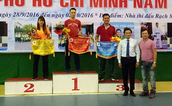 QUẬN PHÚ NHUẬN XẾP HẠNG NHÌ TOÀN ĐOÀN TẠI GIẢI KARATEDO TRẺ, THIẾU NIÊN, NHI ĐỒNG TP. HCM NĂM 2016 QUẬN PHÚ NHUẬN XẾP HẠNG NHÌ TOÀN ĐOÀN TẠI GIẢI KARATEDO TRẺ, THIẾU NIÊN, NHI ĐỒNG TP. HCM NĂM 2016