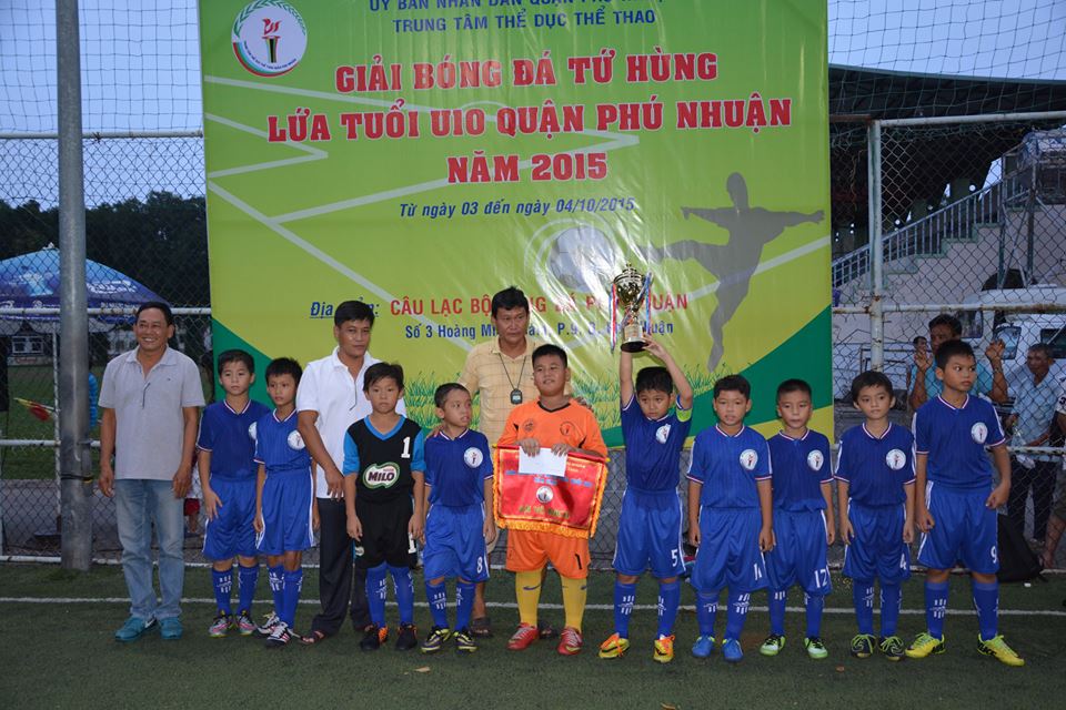 GIẢI BÓNG ĐÁ TỨ HÙNG U10 QUẬN PHÚ NHUẬN MỞ RỘNG NĂM 2015 “GIAO LƯU – GẮN KẾT”. GIẢI BÓNG ĐÁ TỨ HÙNG U10 QUẬN PHÚ NHUẬN MỞ RỘNG NĂM 2015 “GIAO LƯU – GẮN KẾT”.