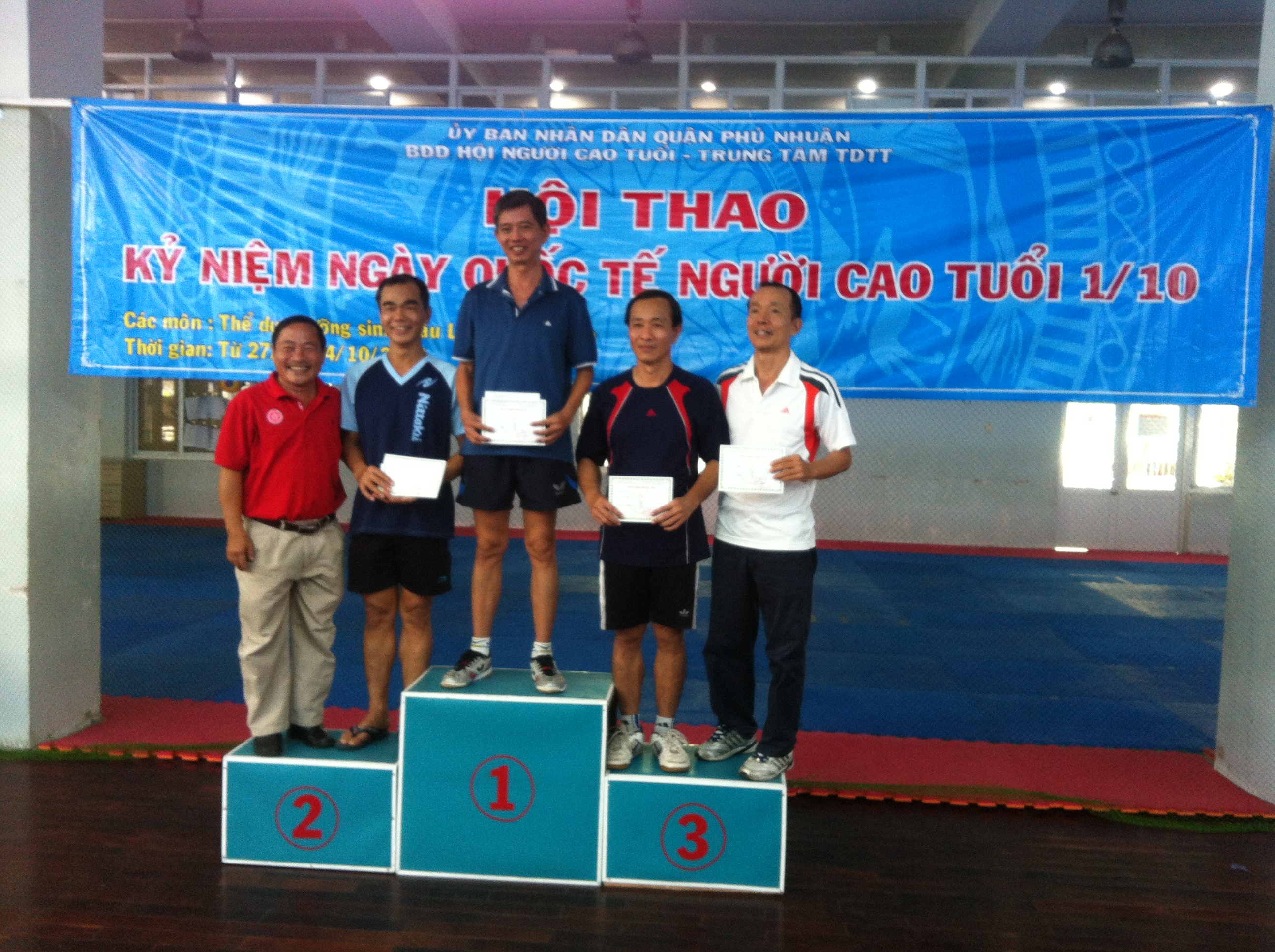HỘI THAO NGƯỜI CAO TUỔI NĂM 2015 HỘI THAO NGƯỜI CAO TUỔI NĂM 2015